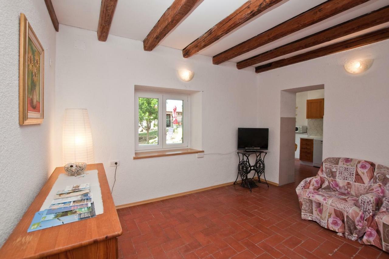 Country House Gazon Guest House Smarje  Ngoại thất bức ảnh